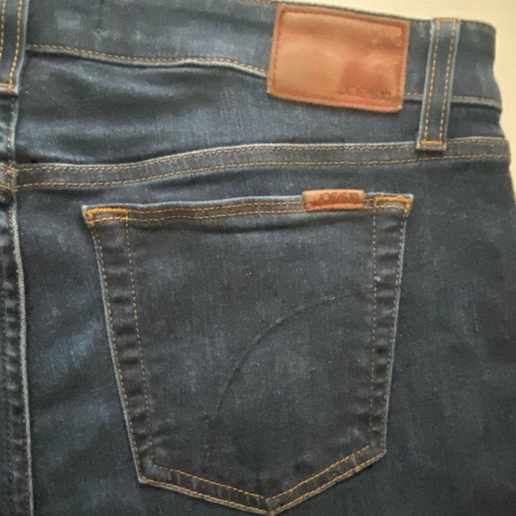 Joe's Jeans The Honey Curvy Bootcut in Rikki Dark Wash Size 32 - Picture 7 of 16